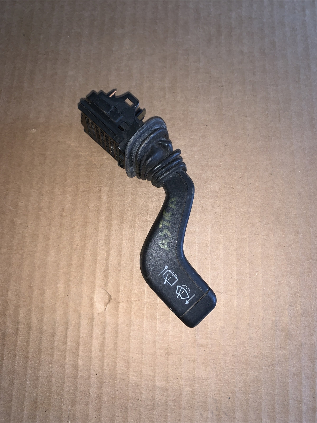 092115275502036 LEVA TERGICRISTALLI DX OPEL AGILA (A) (1999>2008)