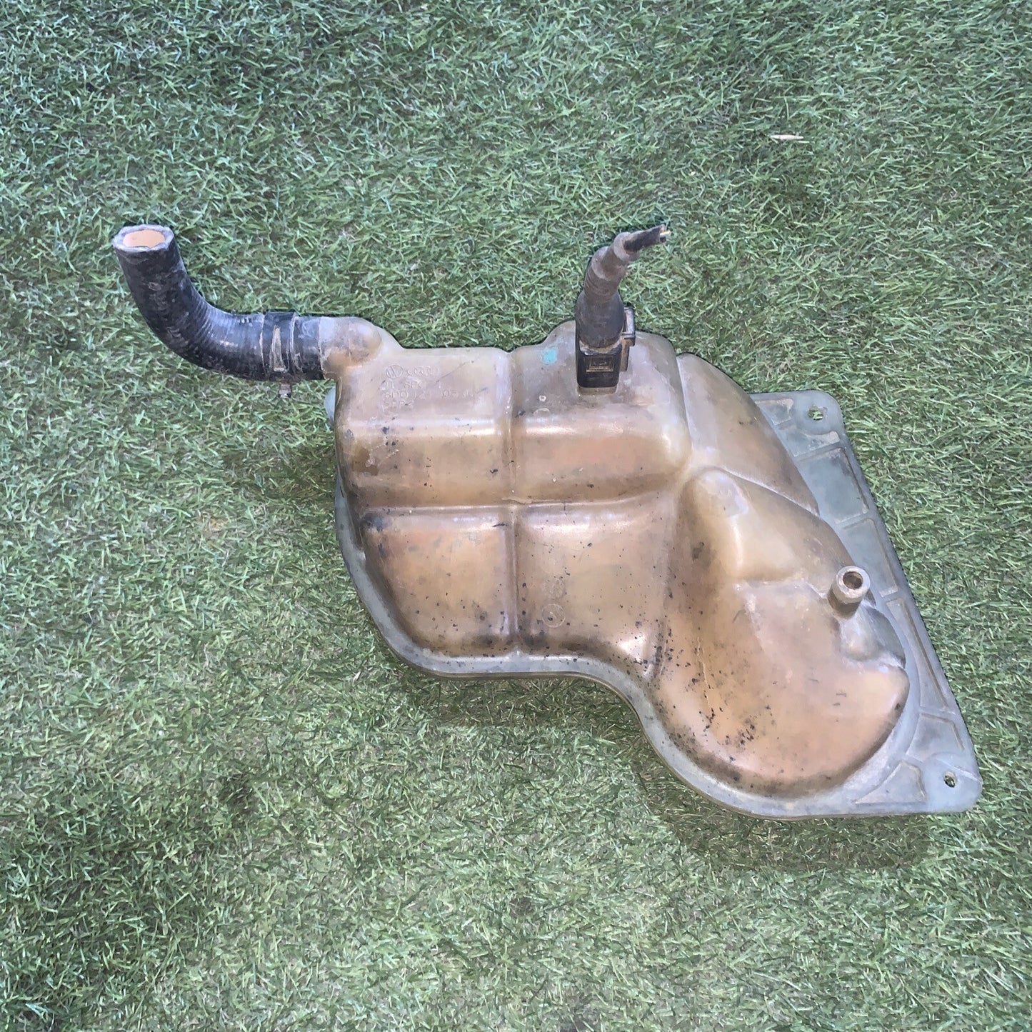 8D0121403J VASCHETTA ACQUA COMPENSAZIONE RADIATORE AUDI A4 1.9 D