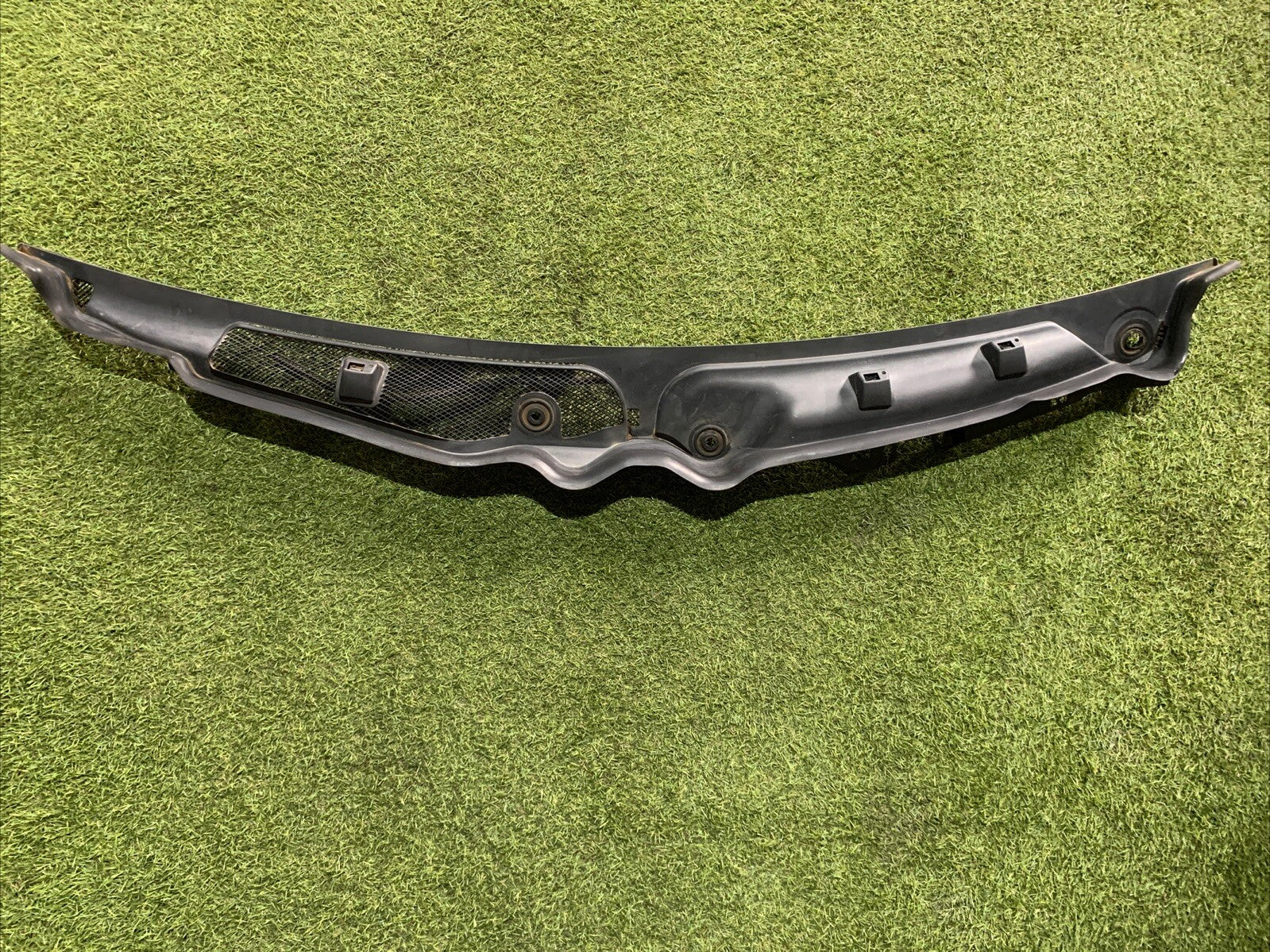 Gocciolatoio Parabrezza Mercedes Classe C220 W204 Berlina A2048300013