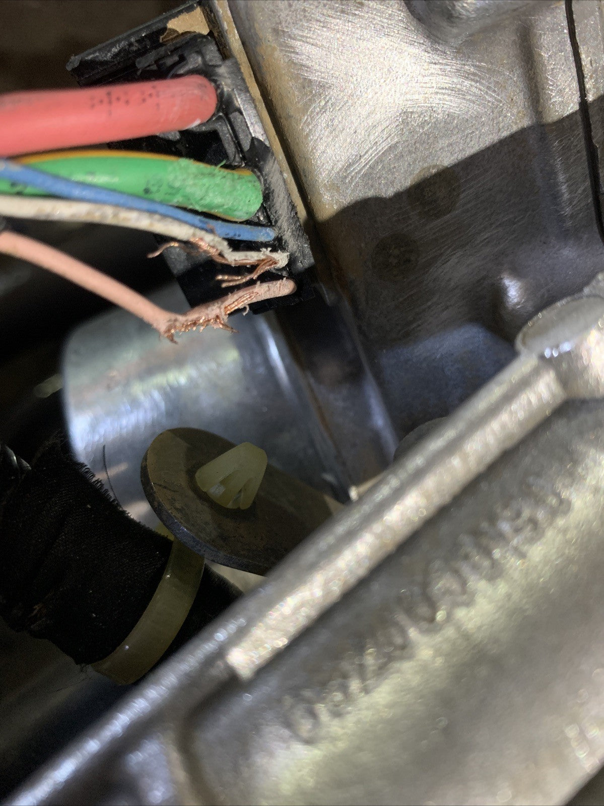 Scatola Guida Peugeot 208 2017 1.2 Benzina 6820000190