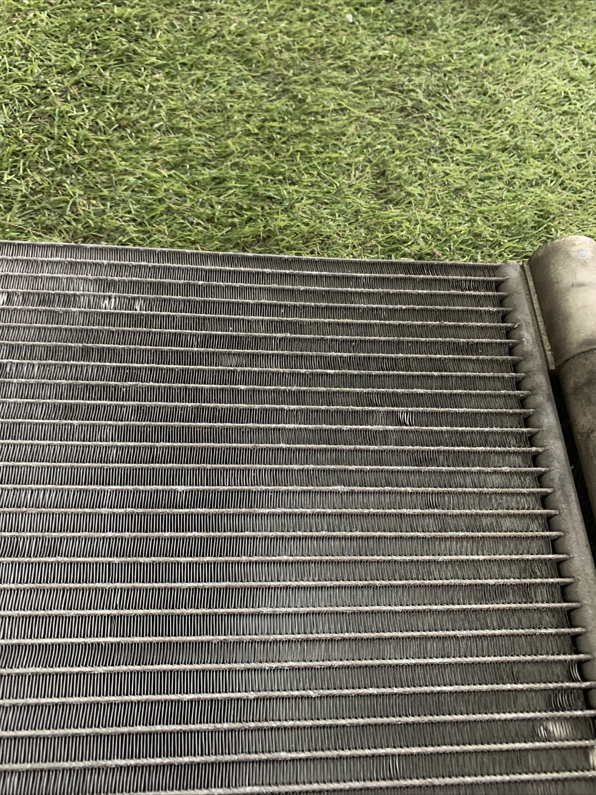 CONDENSATORE ARIA CONDIZIONATA FIAT GRANDE PUNTO 55700406 1.2 BENZINA