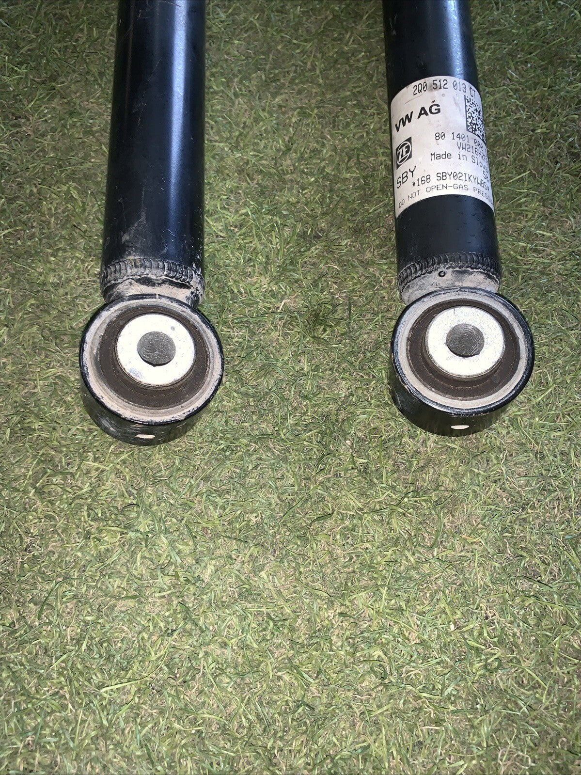 2Q0512013CT Coppia 2 Ammortizzatori Posteriore Volkswagen T-Cross