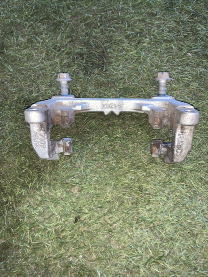 porta pinza posteriore Dx ford Kuga 2022 2.5 Hybrid