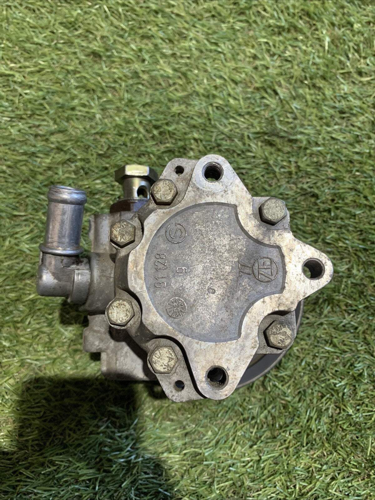 Pompa Servosterzo Volkswagen Passat/ Audi A4 2002 1.9 Diesel 8D0145156T