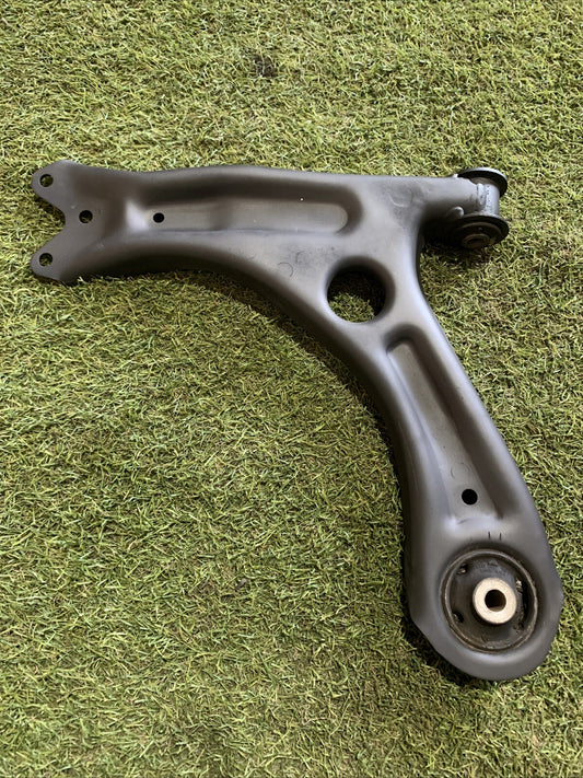 Braccio Oscillante Anteriore Sinistro Volkswagen Up 1S0407151