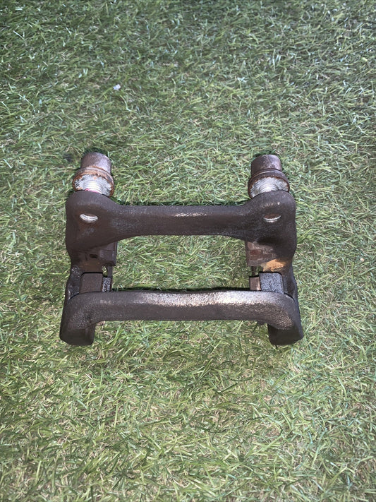 Porta Pinza Freno Posteriore Sx Fiat Panda 4x4 Dal 2004/2012 Originale