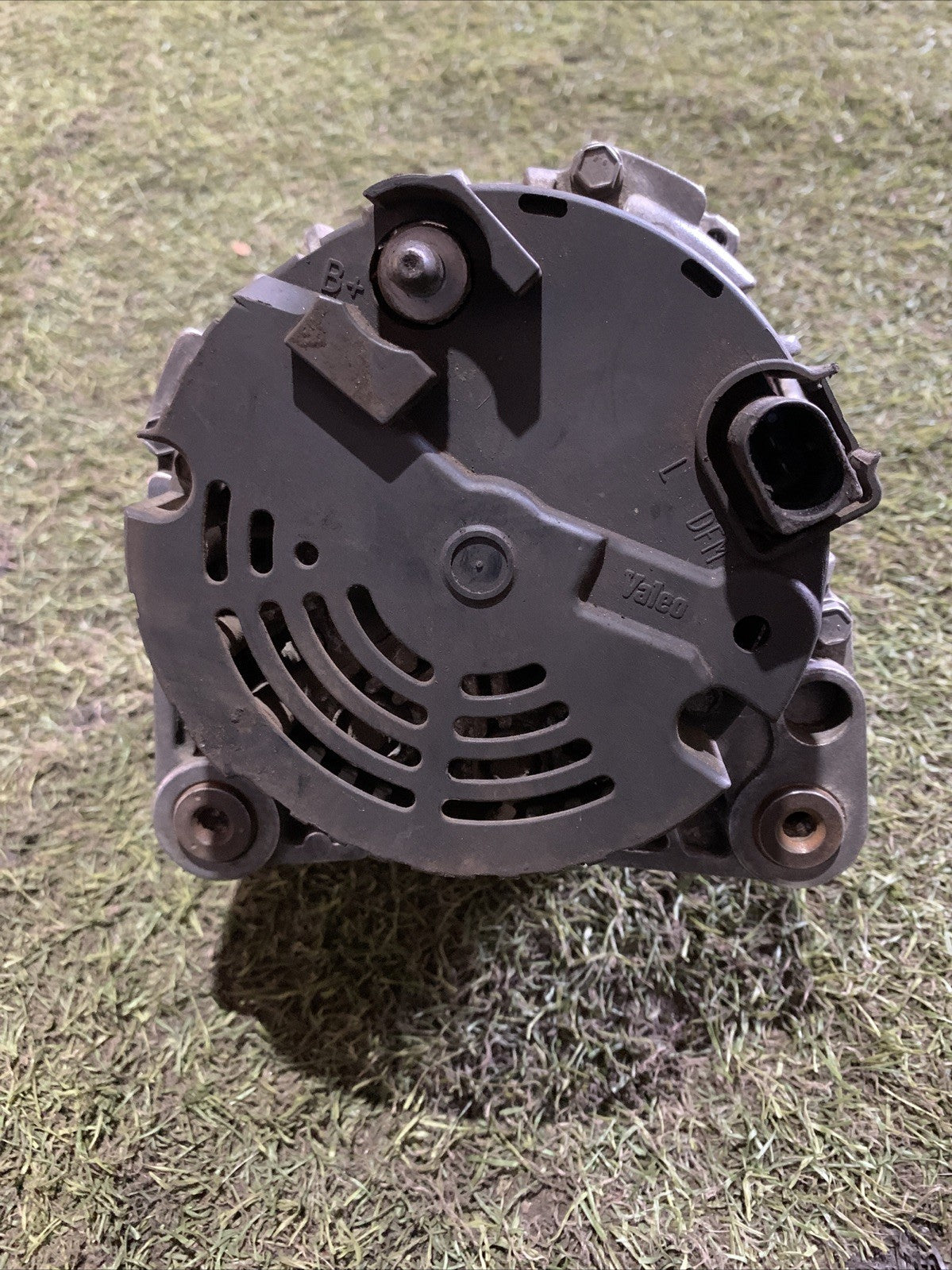 Alternatore Volkswagen Golf 5 2.0 Diesel 140CV 028903031AX