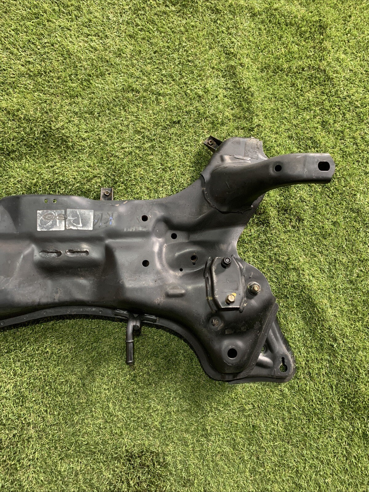 62401-A6400 CULLA MOTORE ASSALE ANTERIORE KIA CEE'D CEED SW 1.6 CRDI (2012\2018)