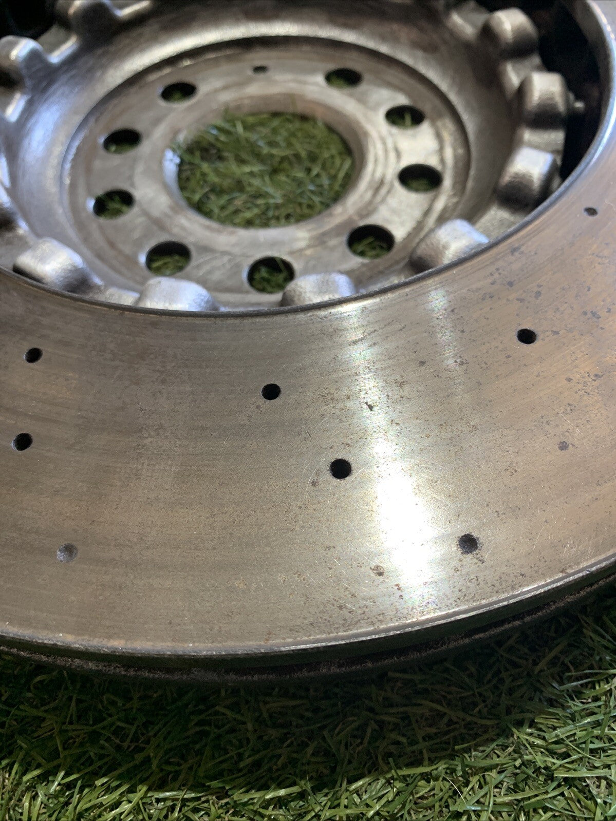 Dischi E Pastiglie Freno Anteriori Volkswagen Golf 8R