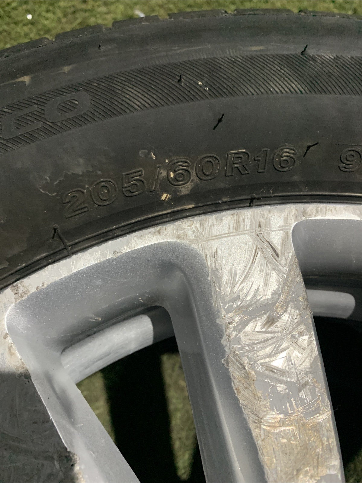 Cerchio In Lega Da 16 Con Gomma Fiat 500L 735585995 (2)