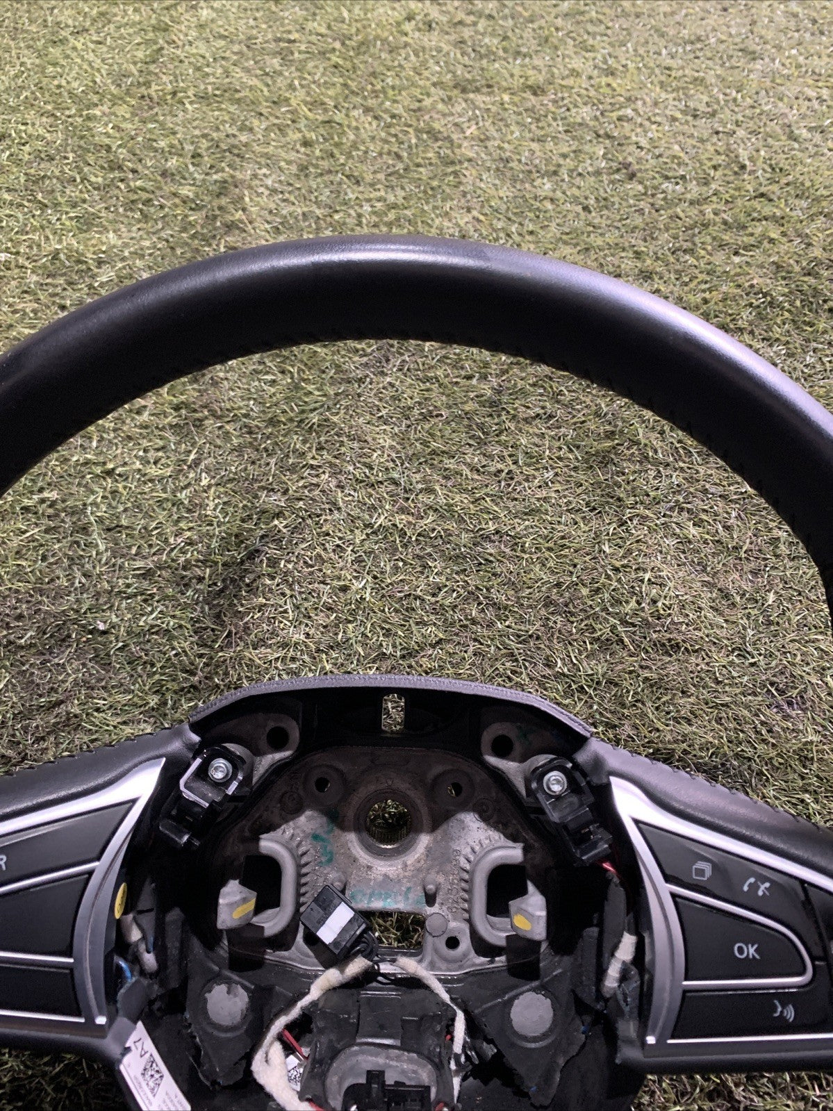 Volante In Pelle Con Comandi Renault Kadjar 484005825R (2)