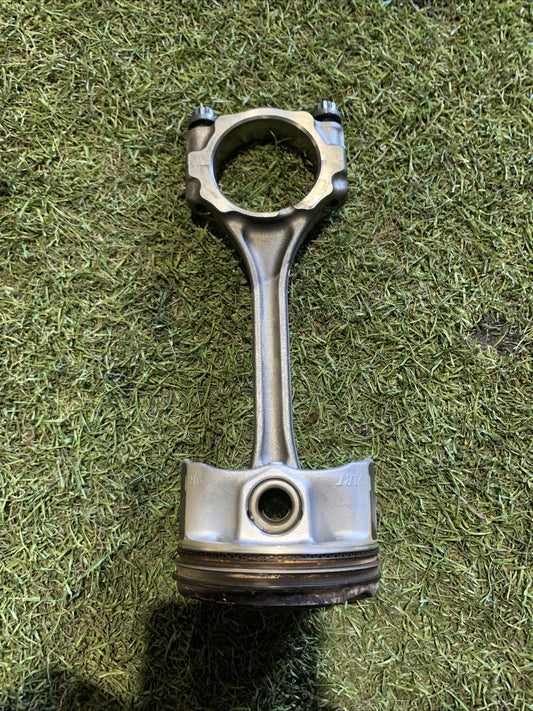 Pistone Motore Toyota Yaris 2017-2018 1.5 Benzina 1320149116 (3)