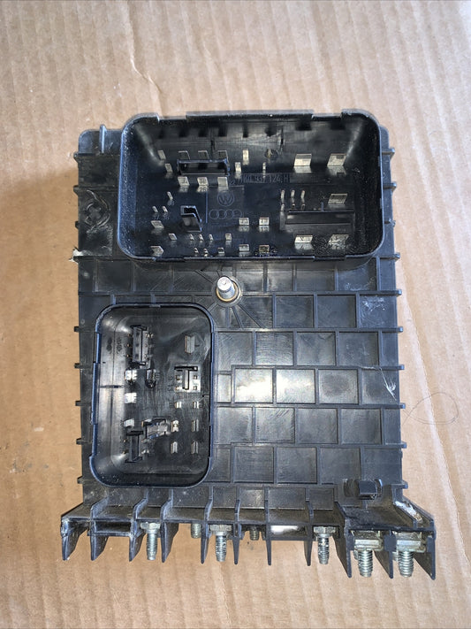 1K0937124H CENTRALINA SCATOLA PORTAFUSIBILI VOLKSWAGEN GOLF V Audi A3 2.0 140cv