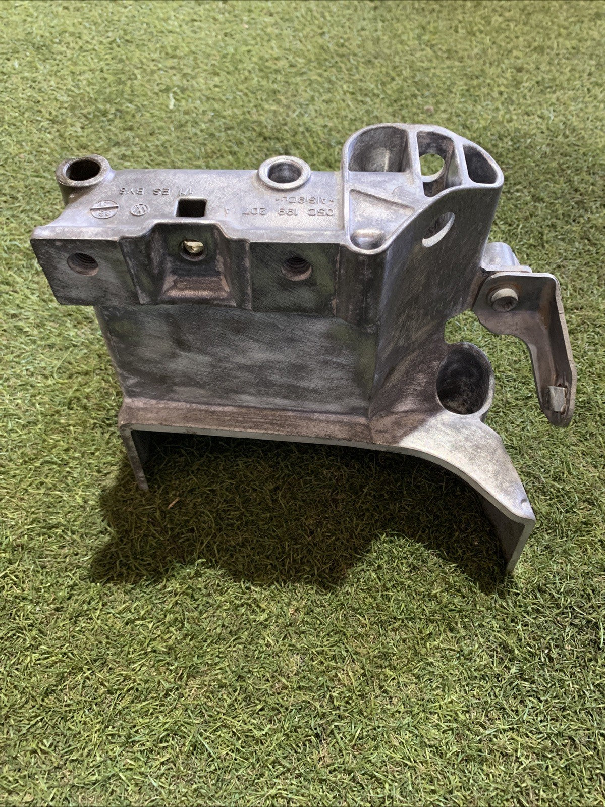 SUPPORTO MOTORE VOLKSWAGEN POLO 1.0 2022 05C199207A