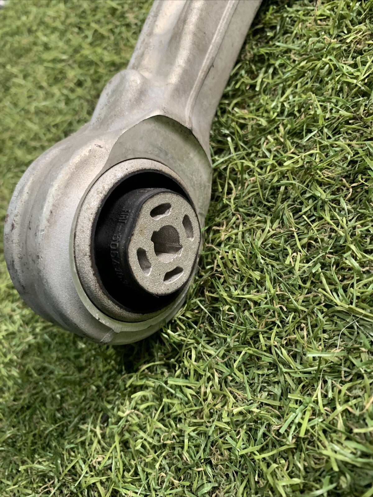 BRACCIO OSCILLANTE ANTERIORE DESTRO ALFA ROMEO Giulia Serie (952_) K2066-02 (16