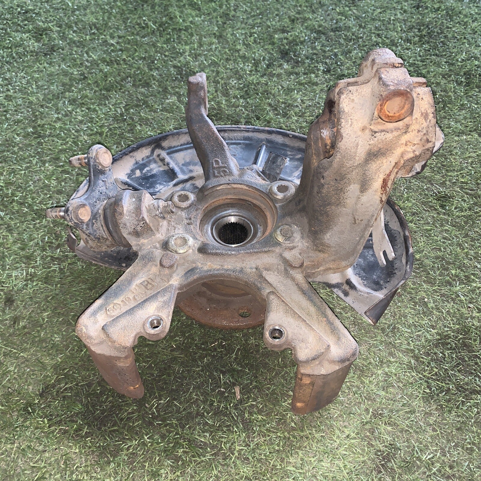 1K0407255T MOZZO MONTANTE FUSELLO ANTERIORE SINISTRO VOLKSWAGEN GOLF 5 1.9