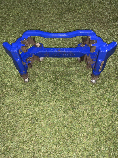 Porta Pinza Freno Anteriore Destra Volkswagen Golf 8R 2.0 Benzina