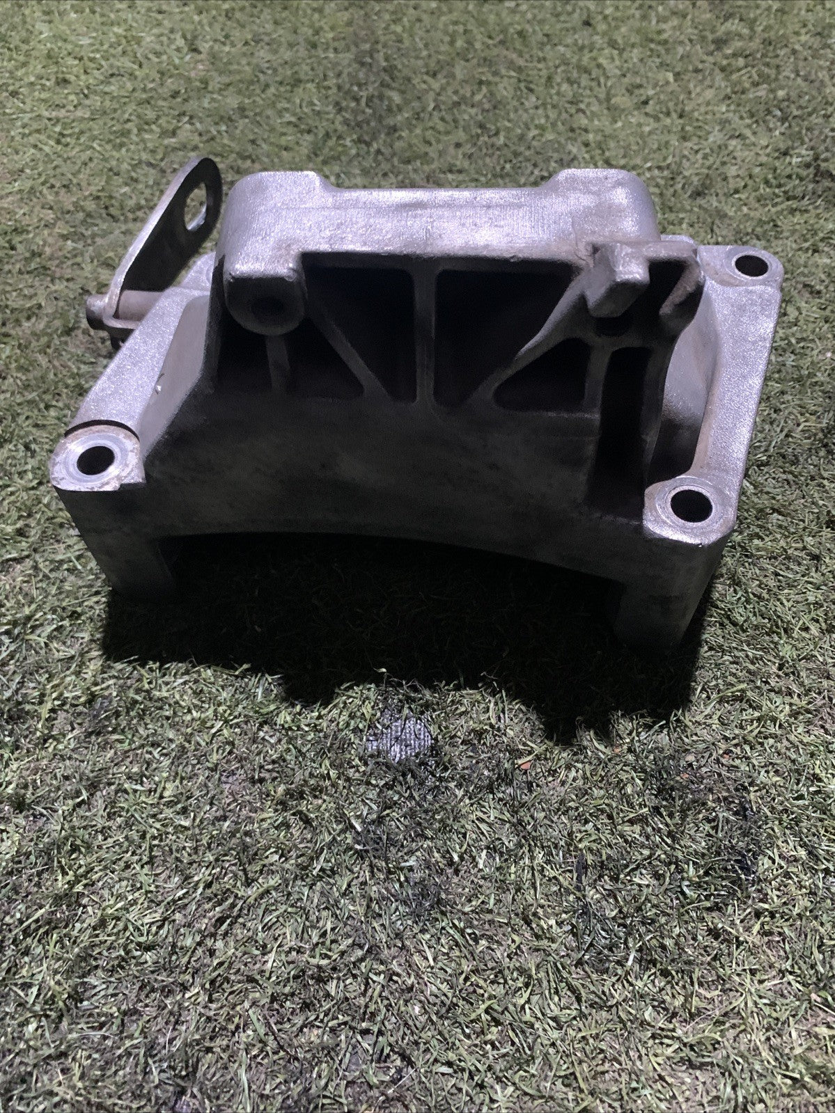 SUPPORTO / STAFFA MOTORE OPEL CORSA C 1.3 CDTI 2003 - 55194807