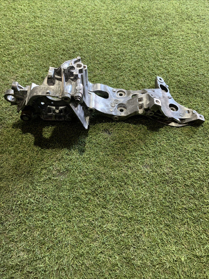 Supporto Pompa Carburante Volkswagen Golf 7 2.0 Diesel 04L903143D