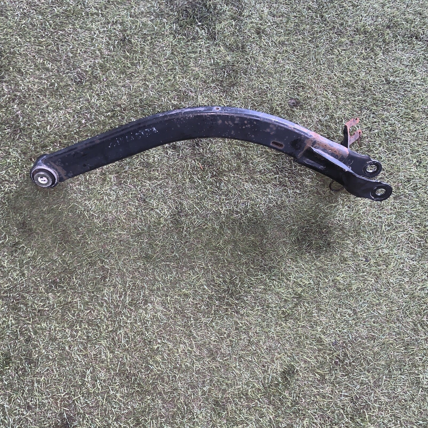 BRACCIO OSCILLANTE SUPERIORE POST DX ALFA ROMEO Giulietta Serie (940_) 51944437