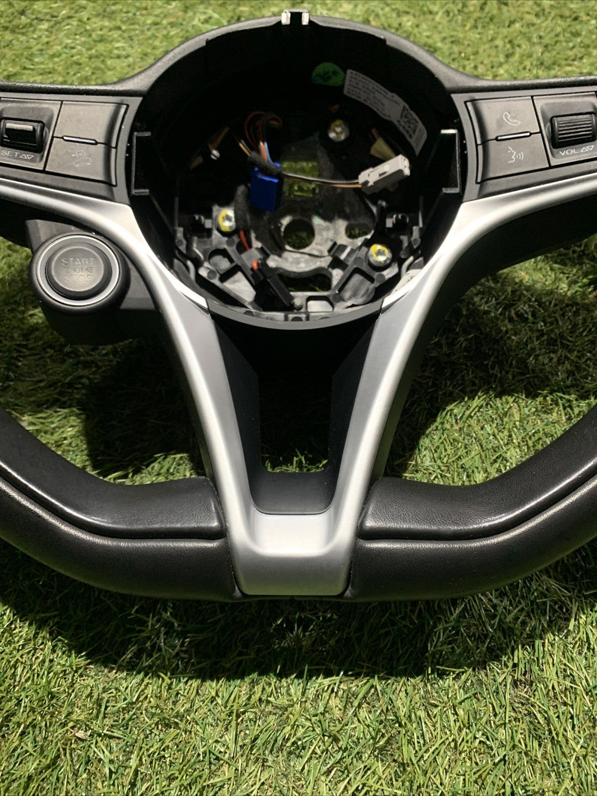 Volante In Pelle Multifunzione Alfa Romeo Stelvio 01561247490