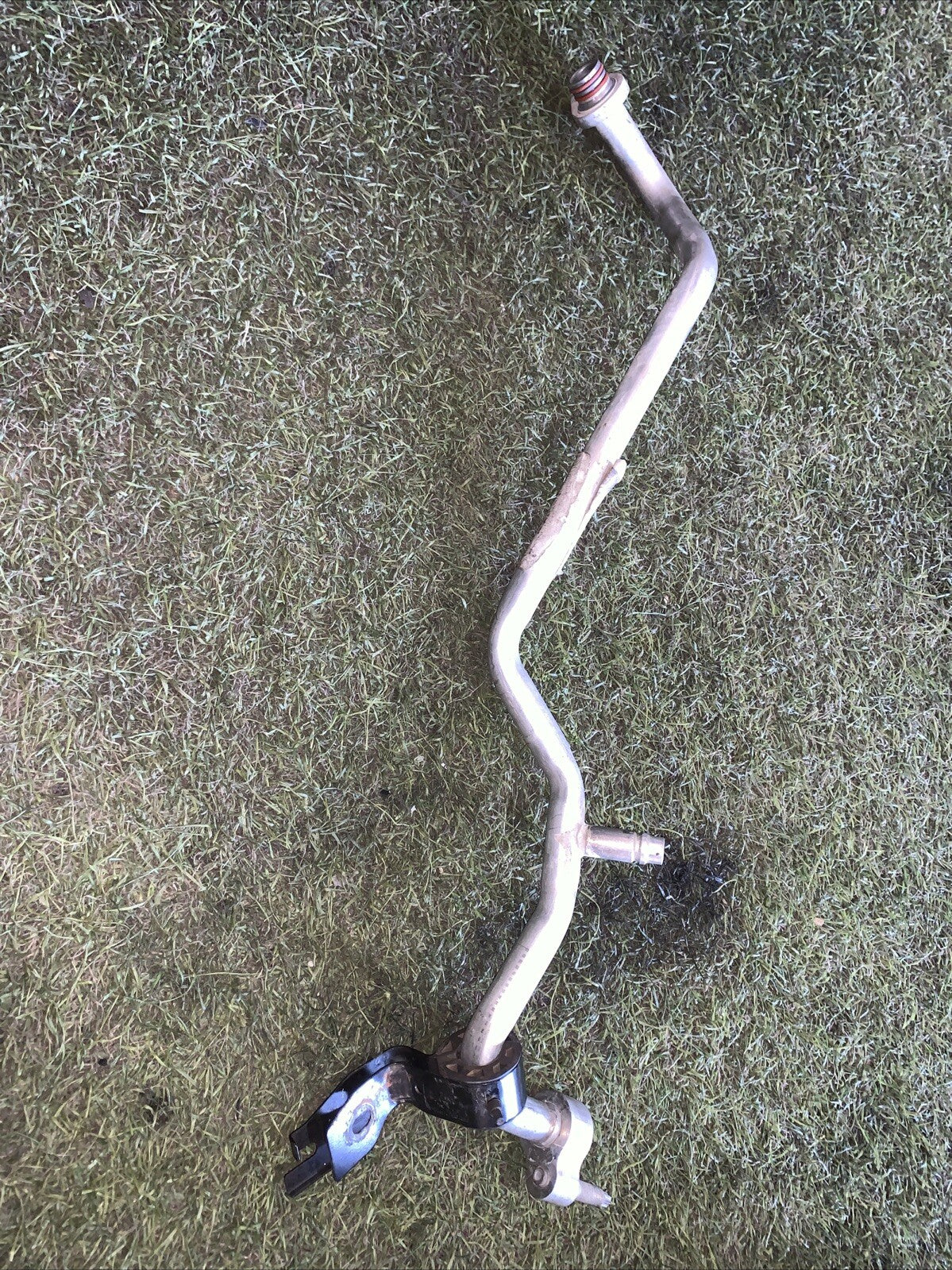 TUBO ARIA CONDIZIONATA A/C FORD FIESTA 1.4 D 2010