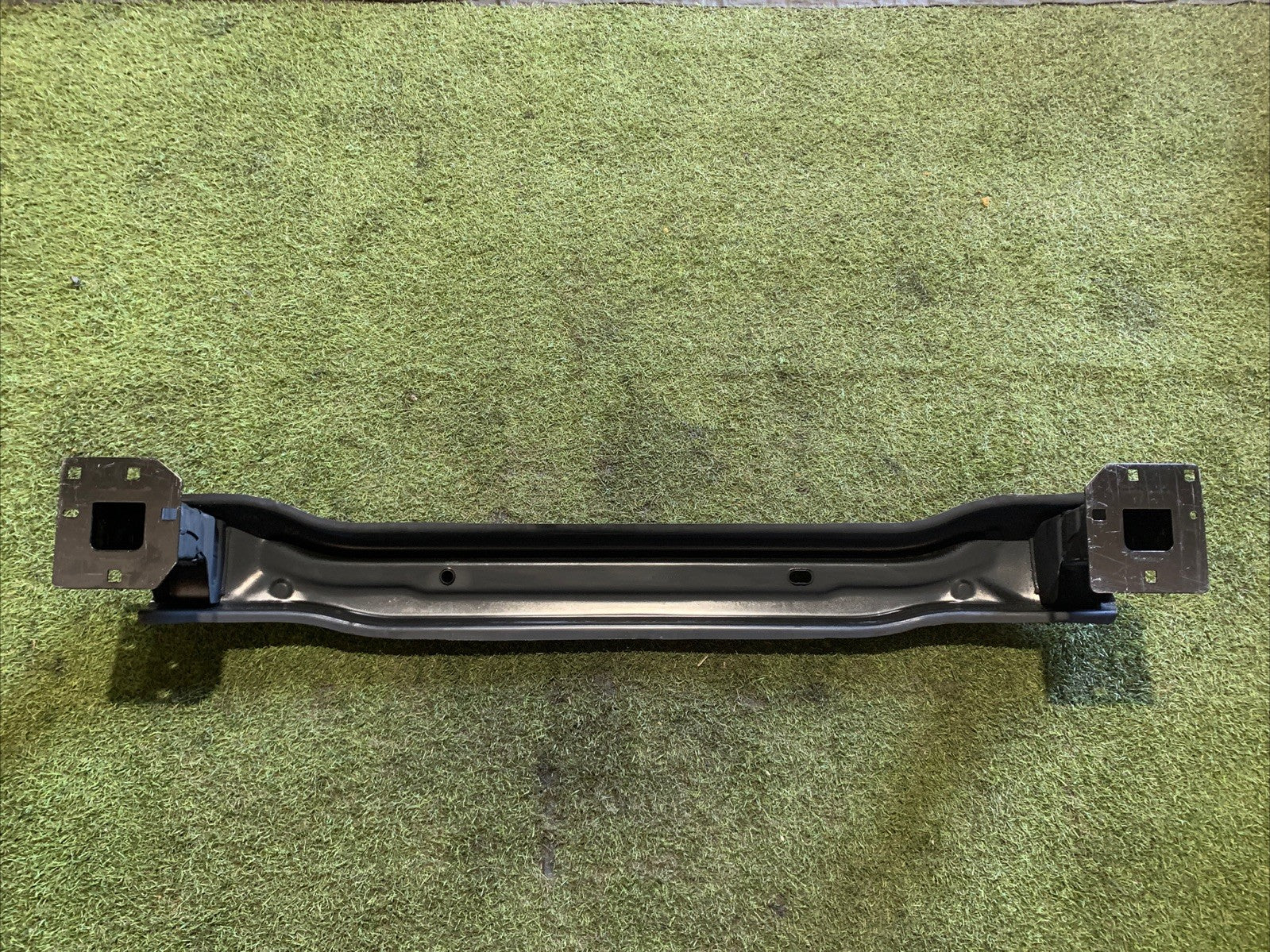 RINFORZO PARAURTI POSTERIORE PER RENAULT Kadjar Serie 756105718R (15>)