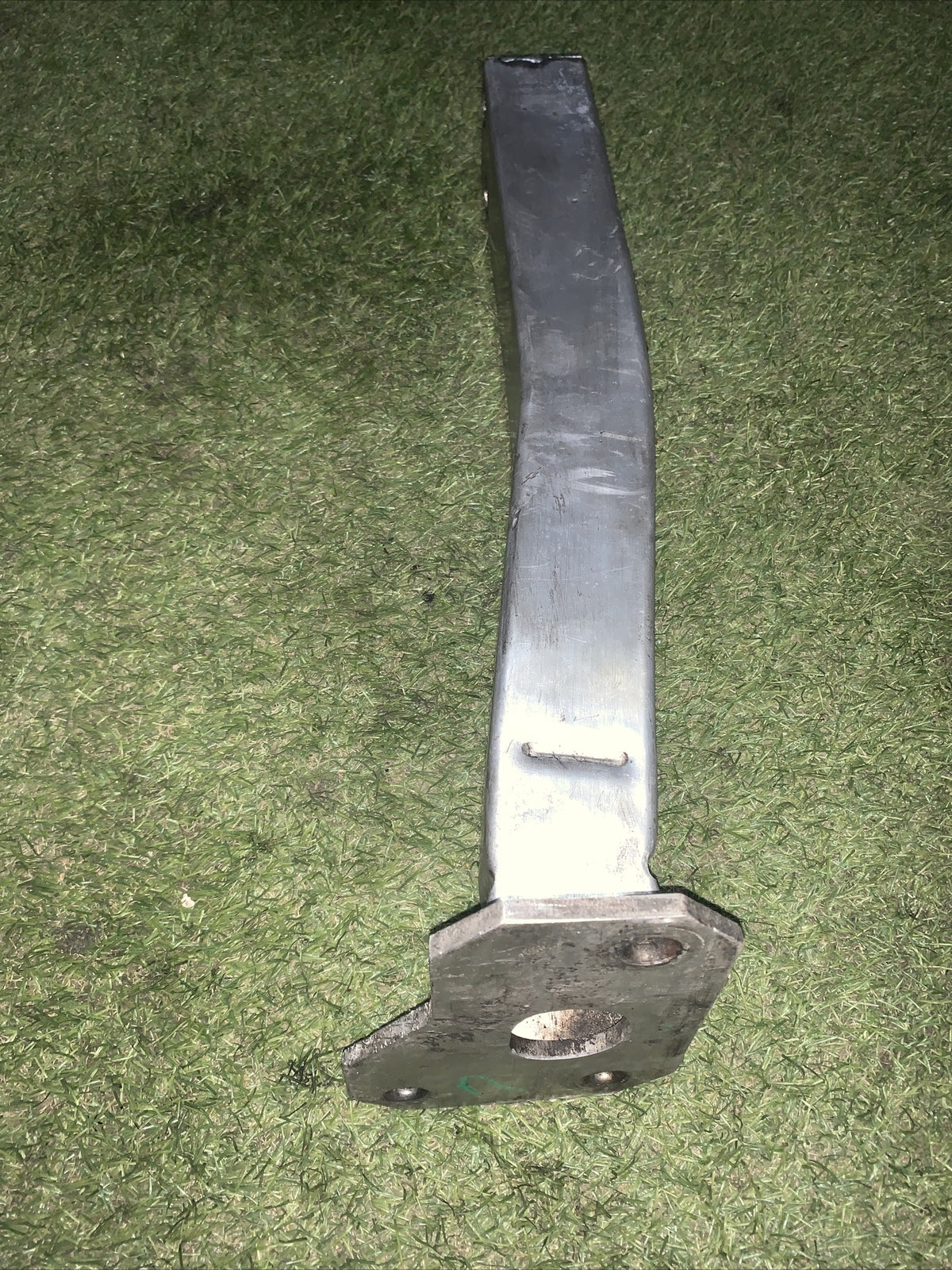 Longherone Culla Anteriore Dx Alfa romeo Giulietta 