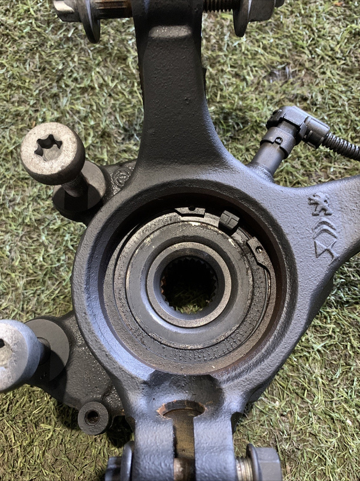 Mozzo Montante Fusello Anteriore Destra Jeep Avenger 1.2 Benzina 9826532380
