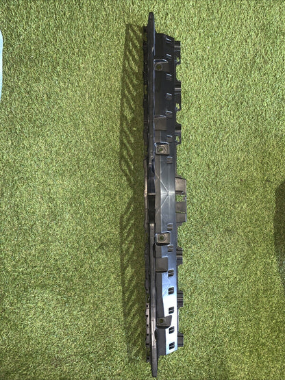 2GA807863A STAFFA SUPPORTO PARAURTI POST VOLKSWAGEN T-ROC