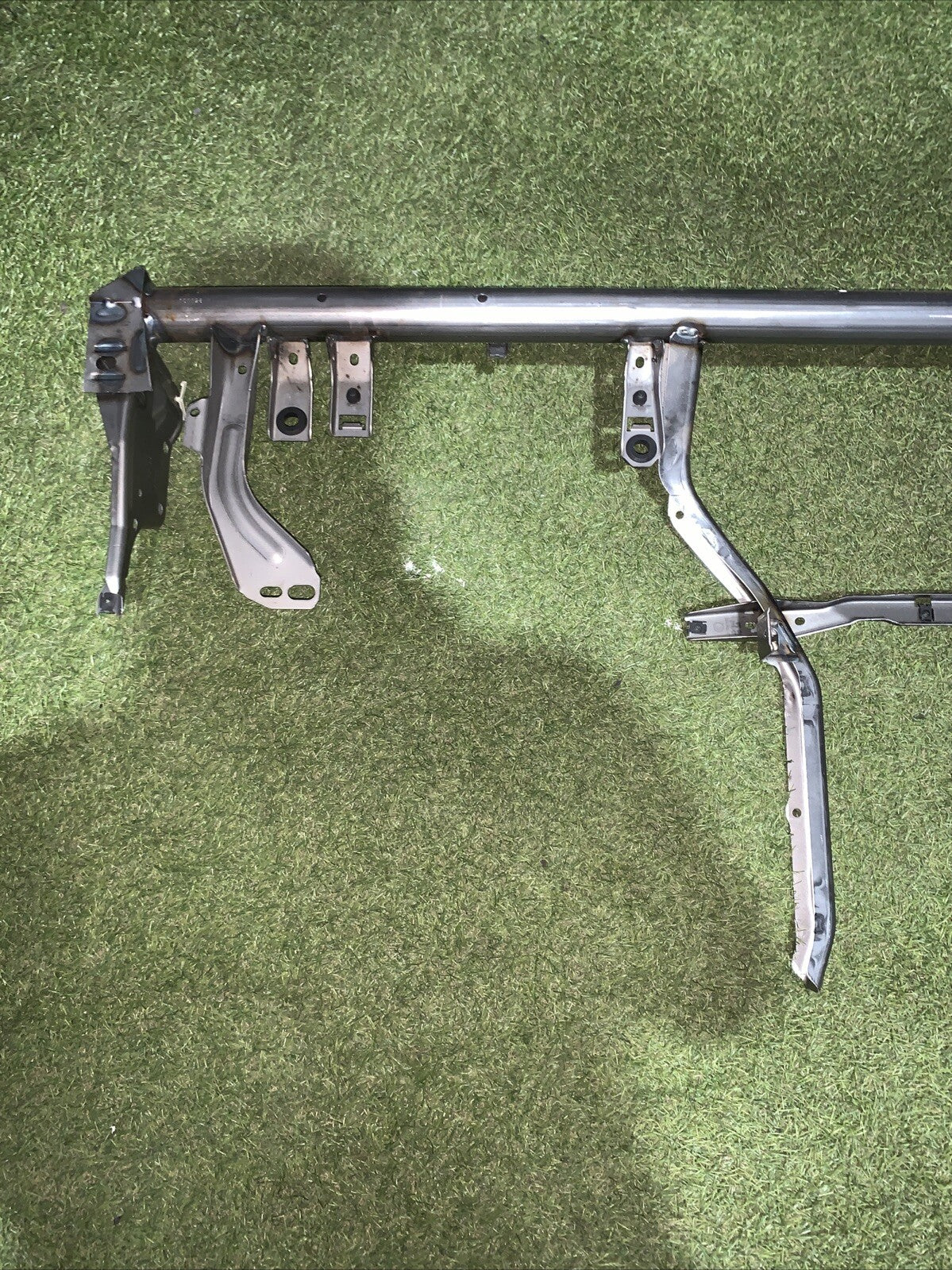 Traversa Supporto Cruscotto Volkswagen Golf 8R