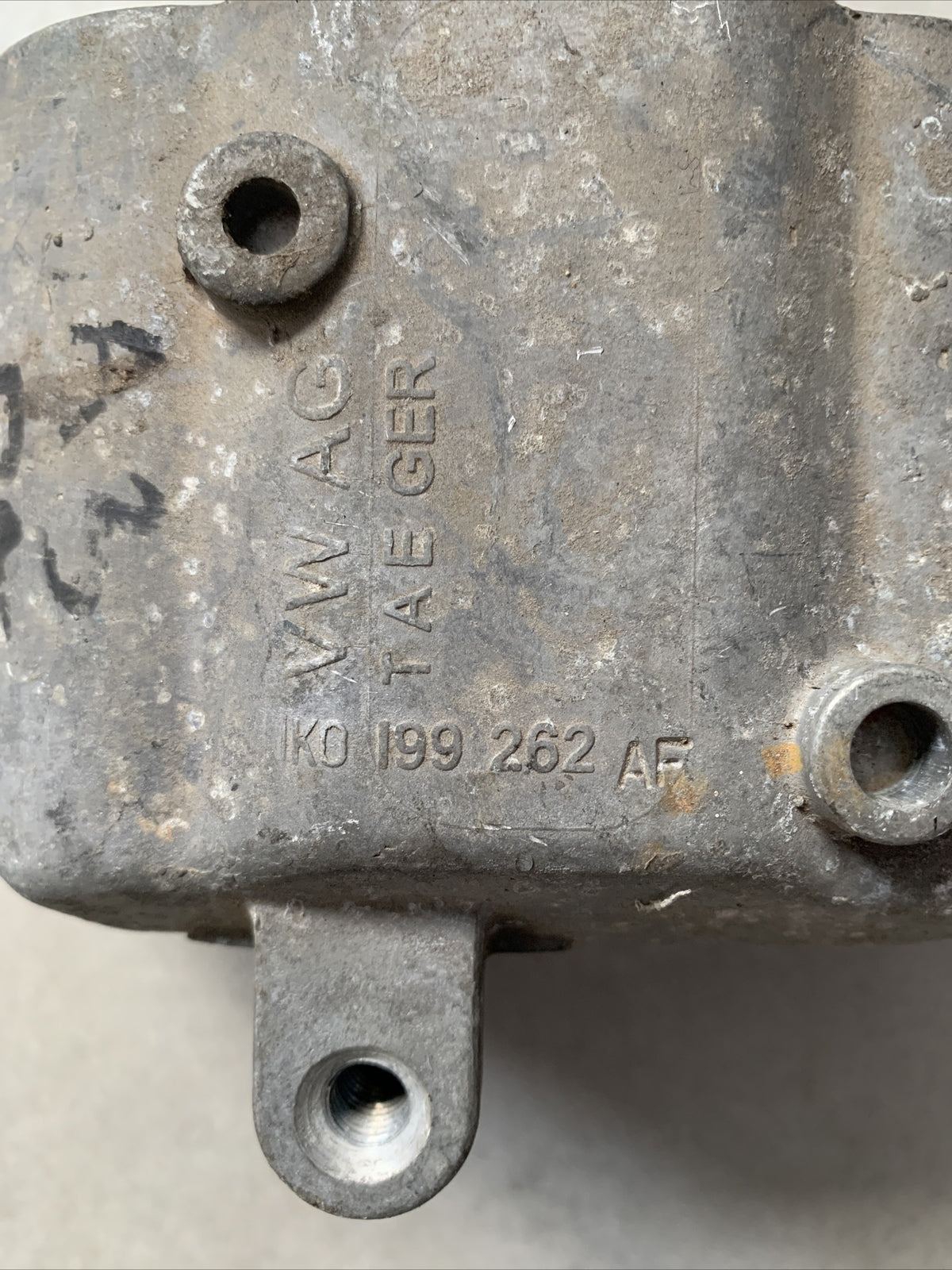 1K0199262AF SUPPORTO SOSTEGNO MOTORE DX Audi A3 8p