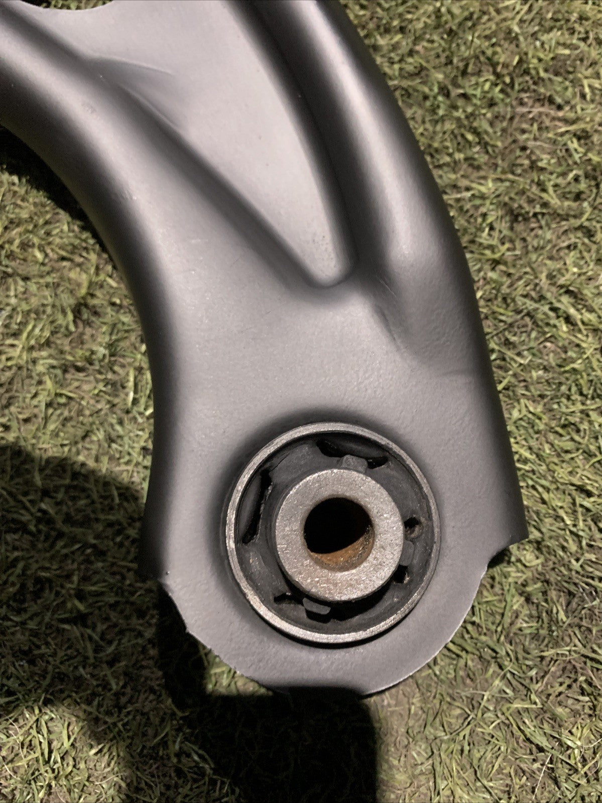 Braccio Oscilante Anteriore Destro Peugeot 3008 2016-2020 2.0 Diesel 98138522