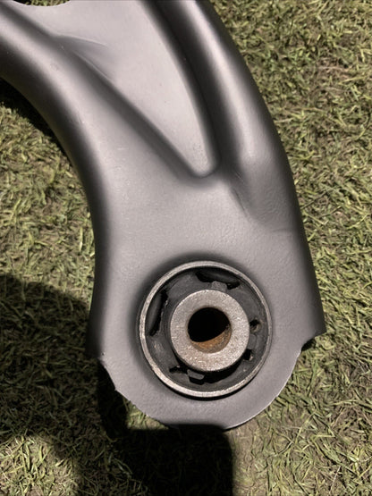 Braccio Oscilante Anteriore Destro Peugeot 3008 2016-2020 2.0 Diesel 98138522