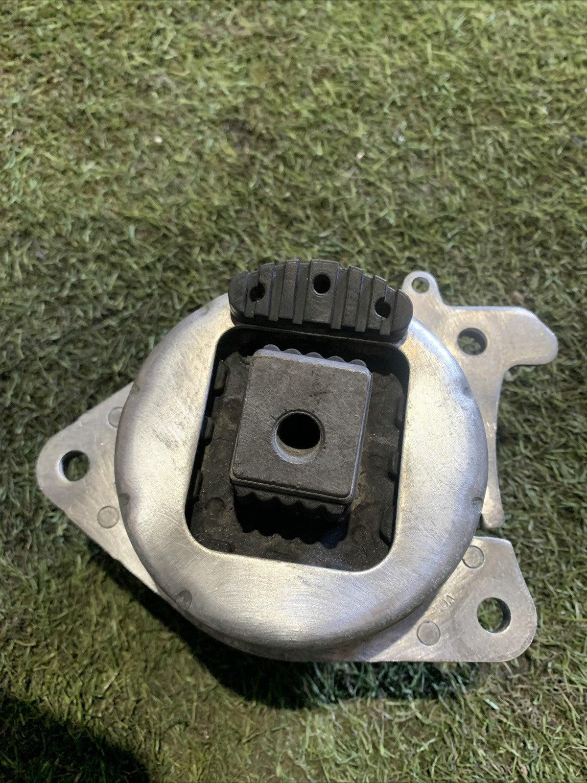 SUPPORTO MOTORE DESTRO ALFA ROMEO STELVIO 2.2 JTDM Q4 00505515100 (3)