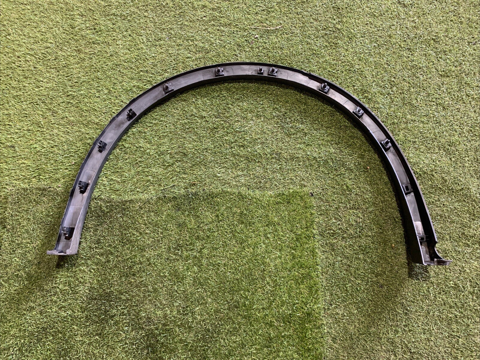 MODANATURA PARAFANGO POSTERIORE SINISTRO VOLKSWAGEN TIGUAN 2016-2024 5NA854819K