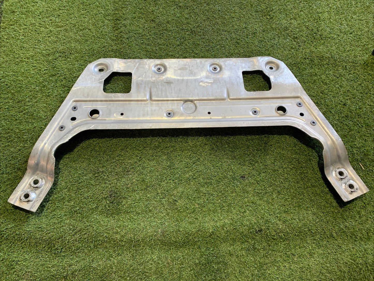 Rinforzo Assale Anteriore Maserati Levante 670031978