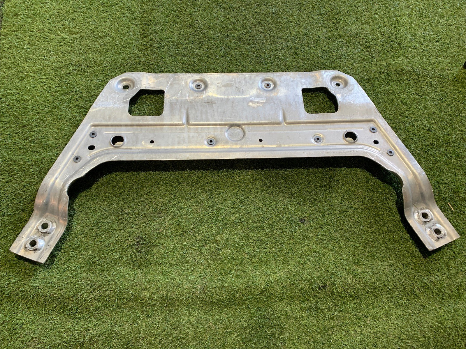 Rinforzo Assale Anteriore Maserati Levante 670031978