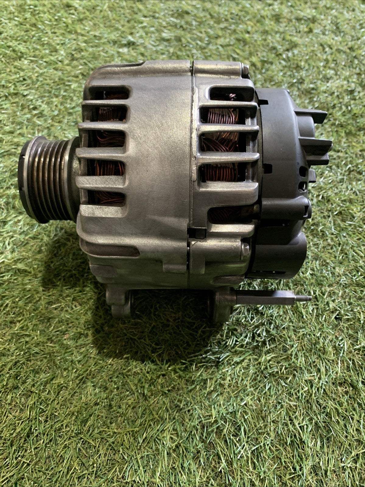 ALTERNATORE VOLKSWAGEN GOLF 6 2.0 DIESEL 03L903023F