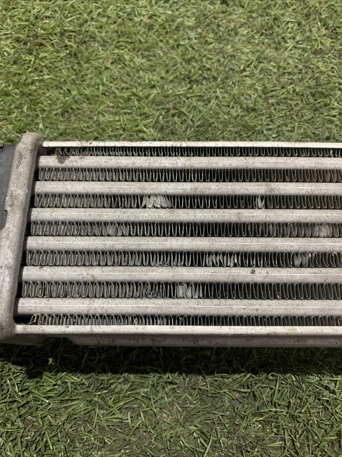 RADIATORE INTERCOOLER FIAT GRANDE PUNTO 1.3 MJT D (2005   2011) 866452000 (2)