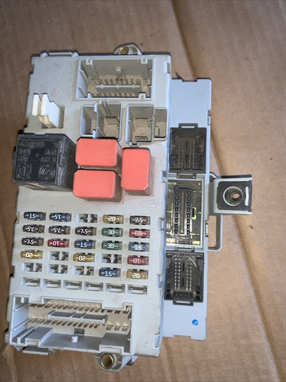 51734379 SCATOLA FUSIBILI MAGNETI MARELLI LANCIA YPSILON (843) 1.2B 8V 60CV BERL