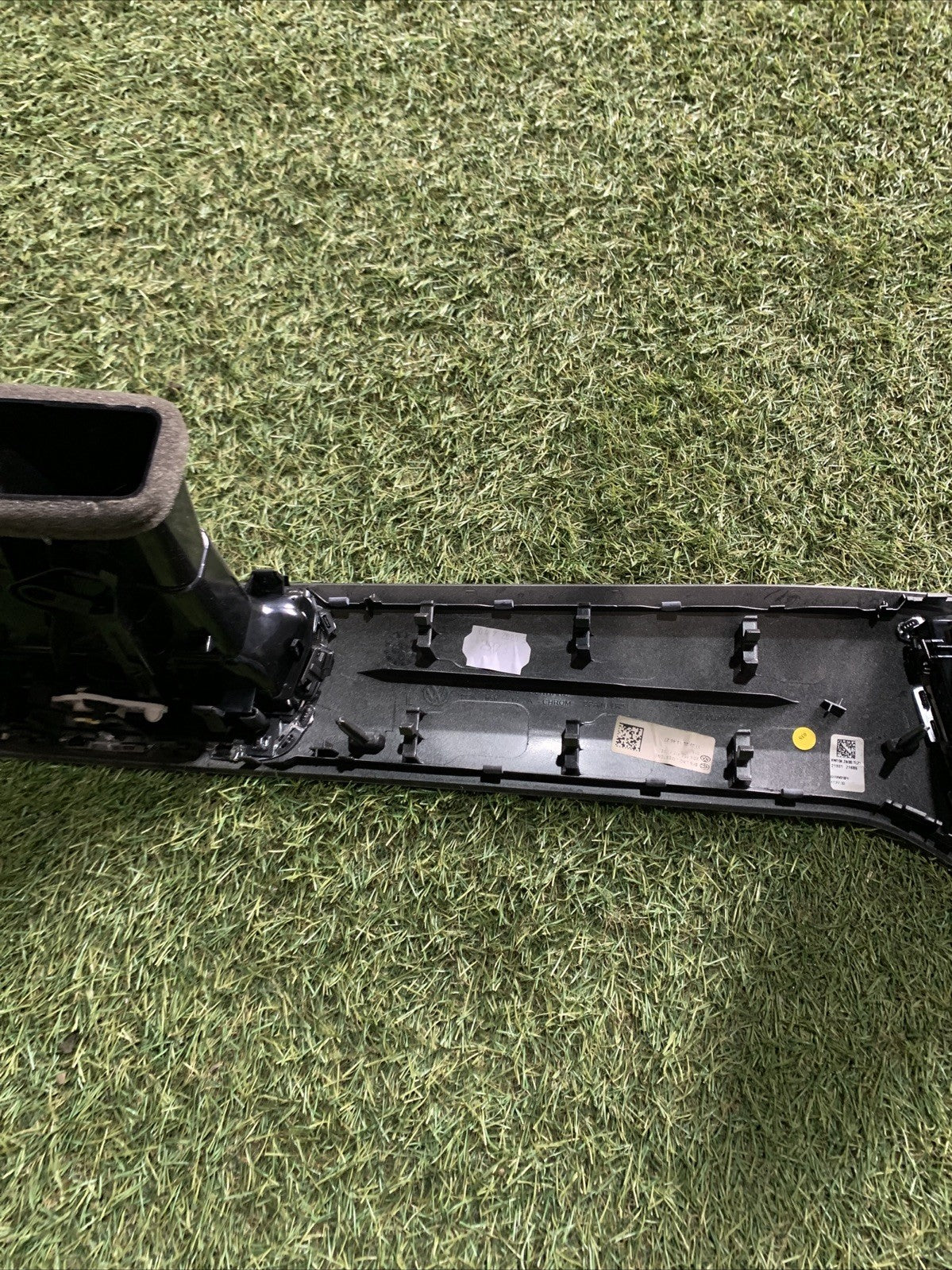2GA858416A MODANATURA CENTRALE CRUSCOTTO VOLKSWAGEN T-Roc