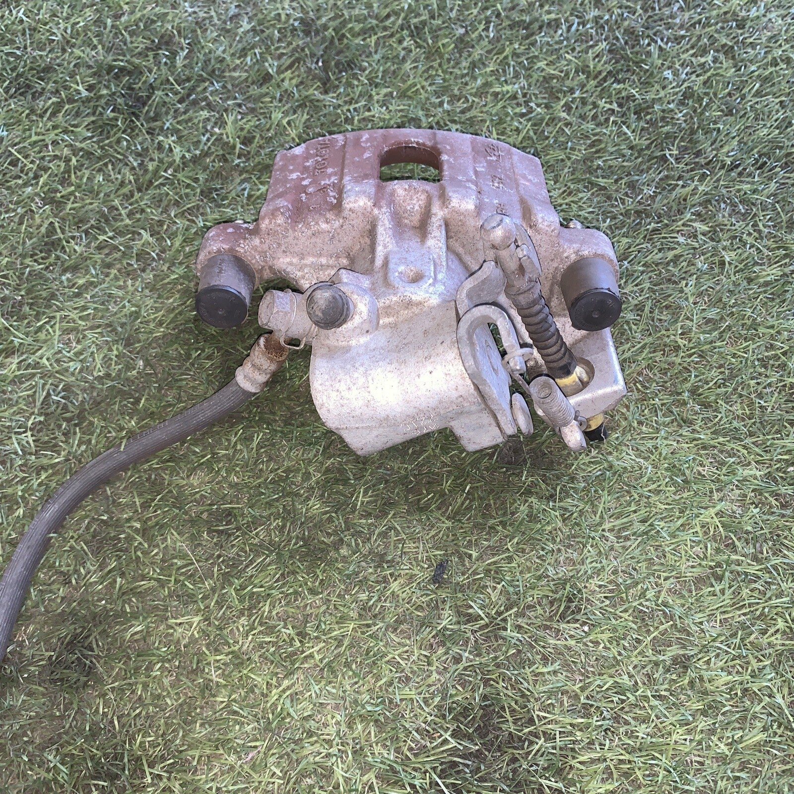 Pinza freno posteriore dx toyota yaris 2017-2021