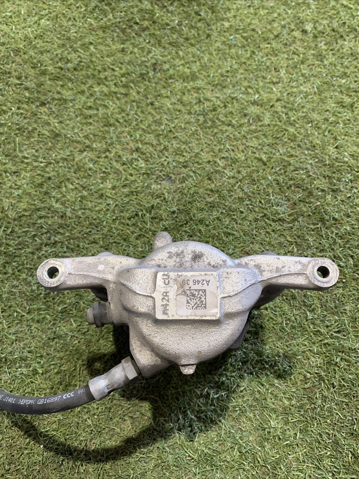 PINZA FRENO ANTERIORE SINISTRA PER MERCEDES Classe A Serie (W176) A24639 (12>18