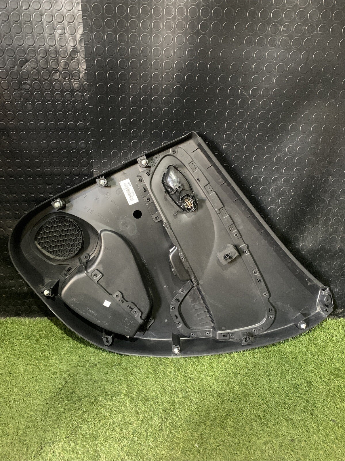 PANNELLO POSTERIORE SINISTRO RENAULT Clio Serie 829A10996R