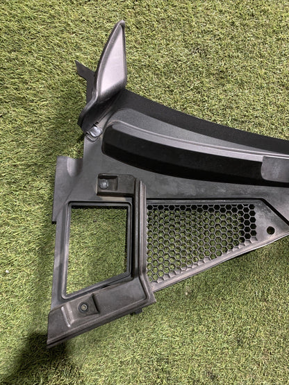 Gocciolatoio Parabrezza Alfa Romeo Giulia Cod:1561188360 (2016->)