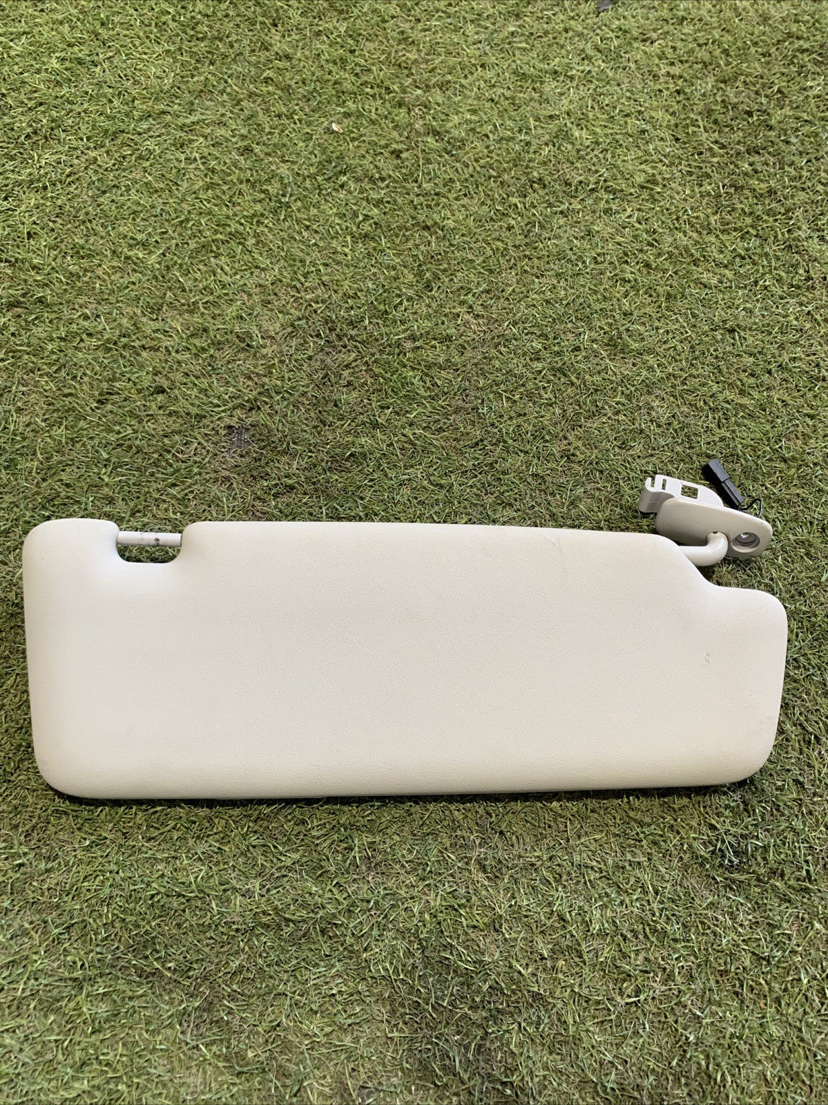 Aletta Parasole Sinistra Audi A3 8P 8P0857551