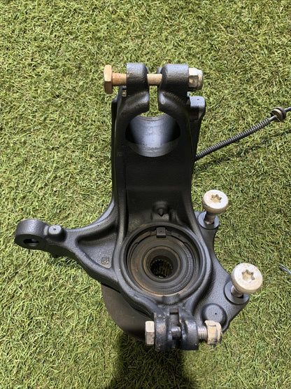 1607557480 MOZZO MONTANTE FUSELLO ANTERIORE SX PEUGEOT 208 2017 1.2