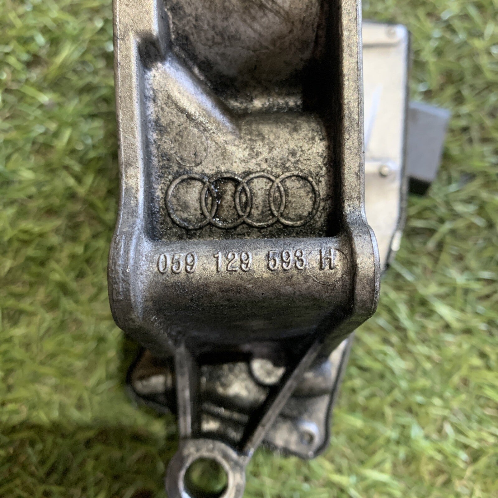 059129593H CORPO FARFALLATO AUDI Q5 S-LINE (8RB)(2012-2016) 3.0TDI COD.MOT. CVU