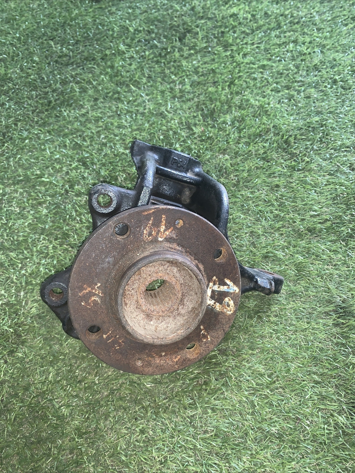 P54 MONTANTE MOZZO FUSELLO ANTERIORE SX PEUGEOT 208 1.6 HDI